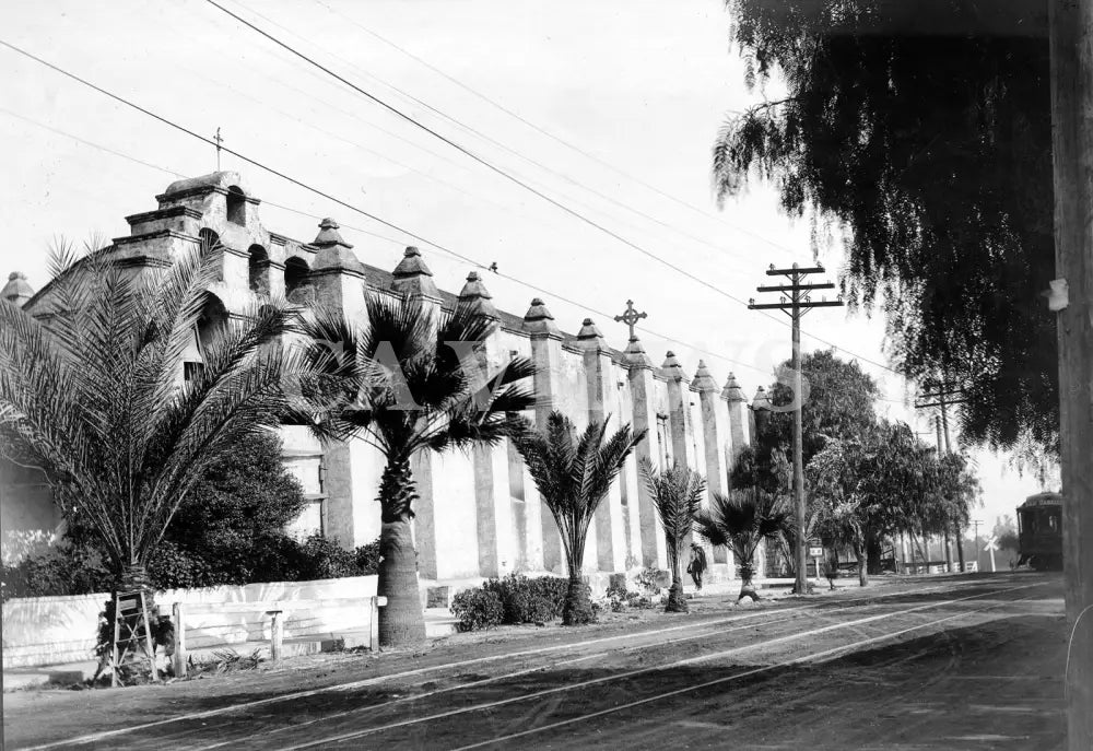 La Misión Del Santo Príncipe El Arcángel San Gabriel Circa 1920. Digital Image